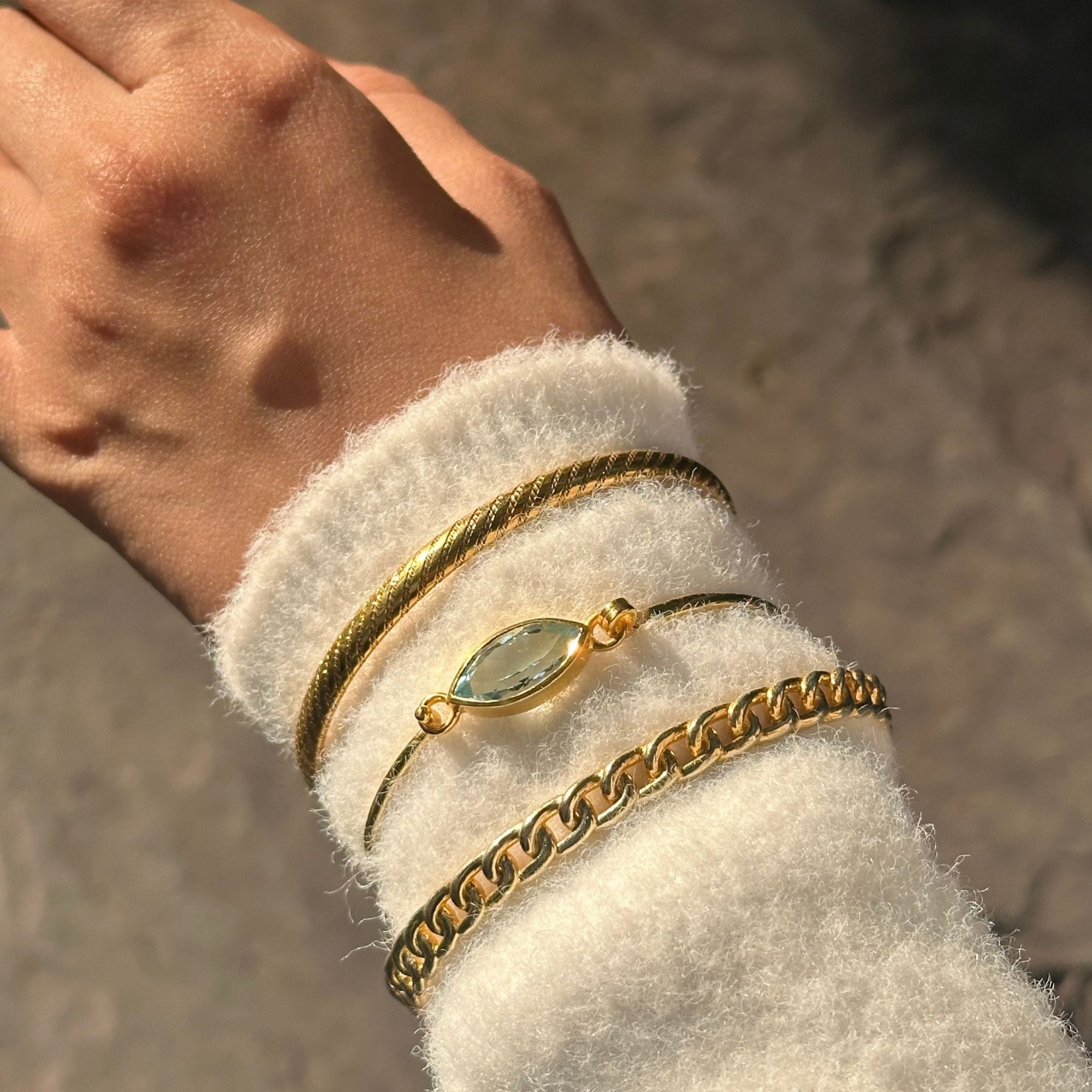 Winter jewellery, gemstones, layering jewellery, stackable rings