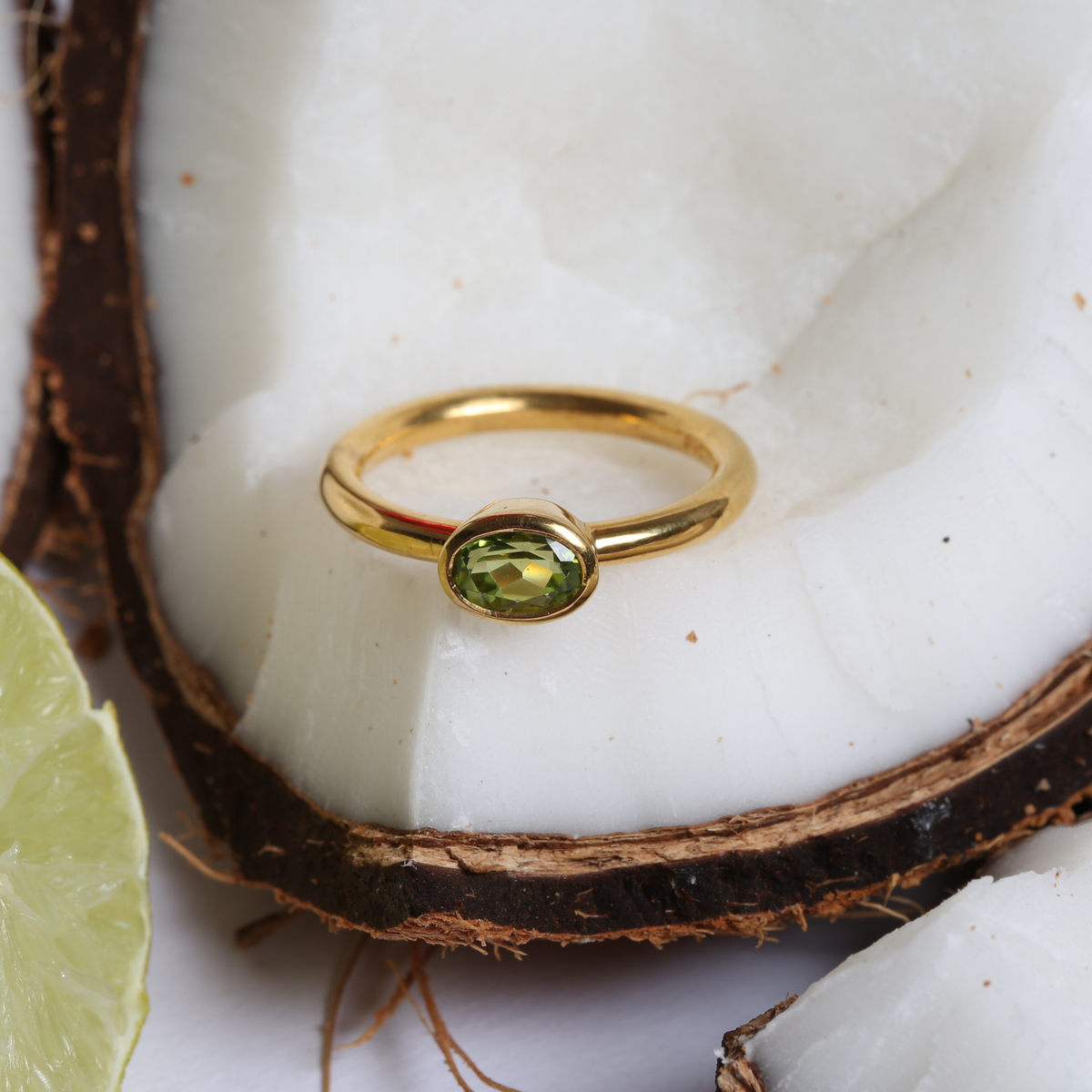 Misty Peridot Gold Plated Silver 925 Ring