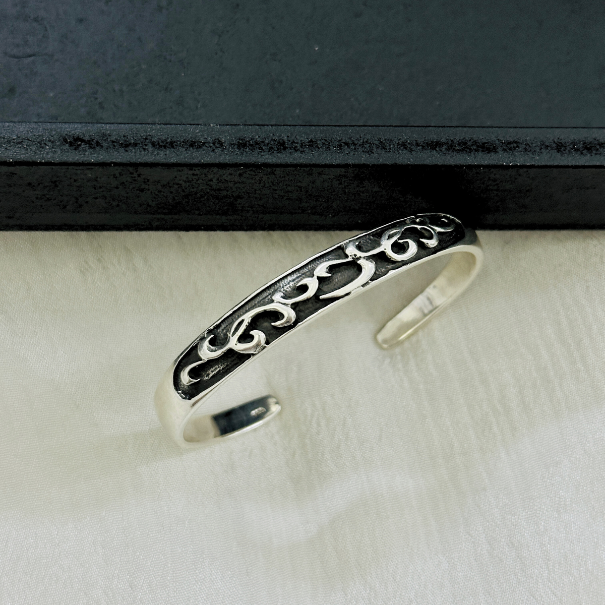 Ojas Silver 925 Men's Cuff Bracelet