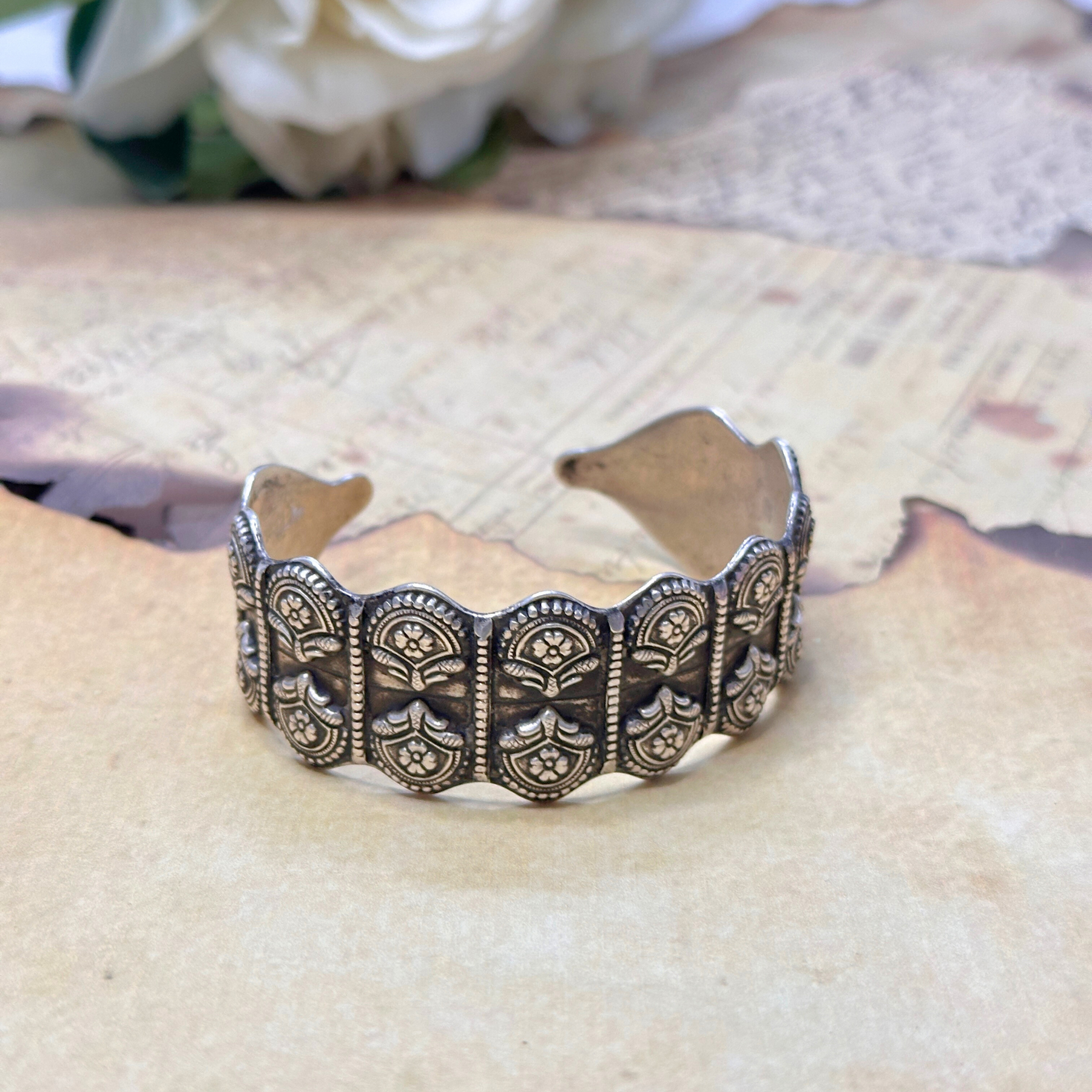 Mishti Traditional Silver 925 Cuff Bangle