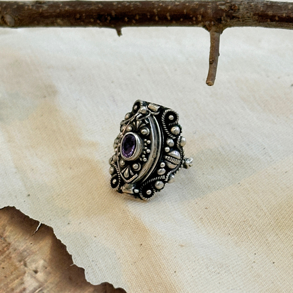 Aura Amethyst Silver 925 Ring