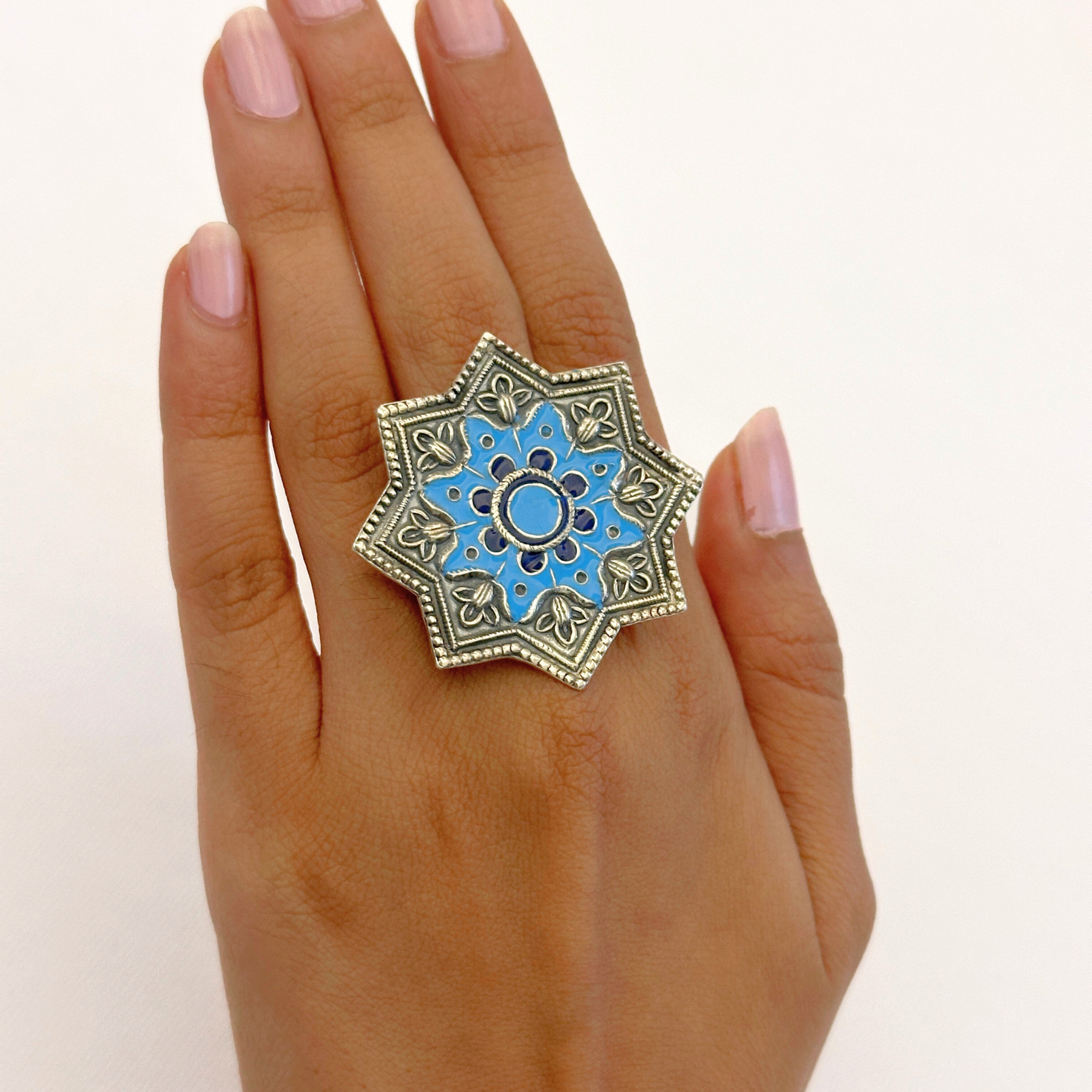 Oviya Enamel Silver 925 Ring
