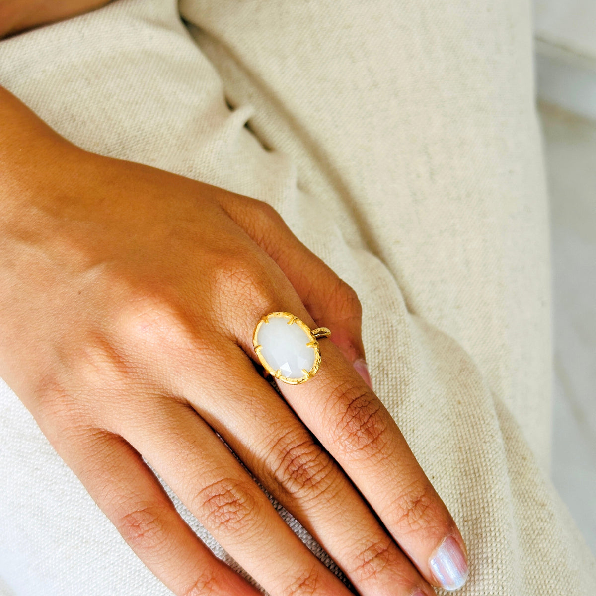 Fawn Moonstone Gold Plated Silver 925 Ring