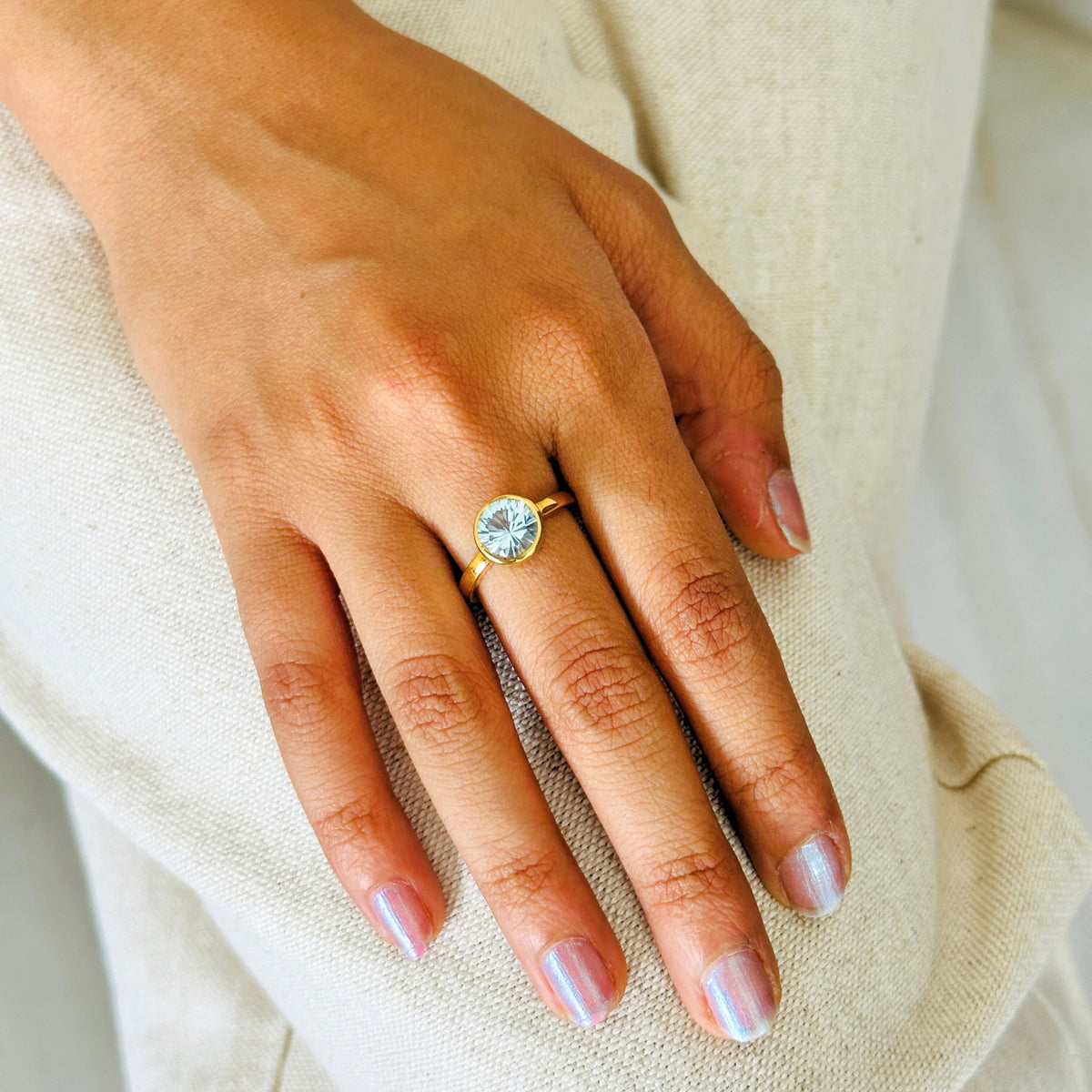 Bellatrix Blue Topaz Gold Plated Silver 925 Ring