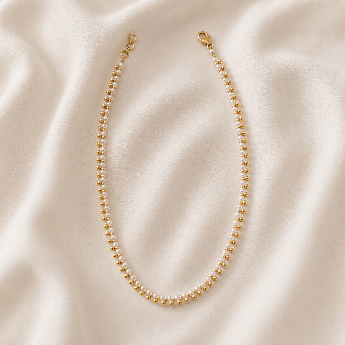 Siraht 18K Gold Plated Silver 925 Pearls Necklace