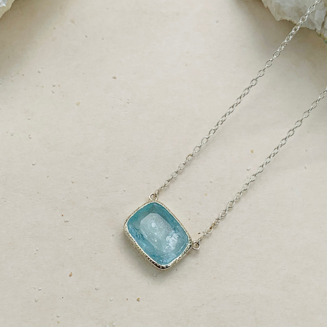 Alda Aquamarine Silver Necklace