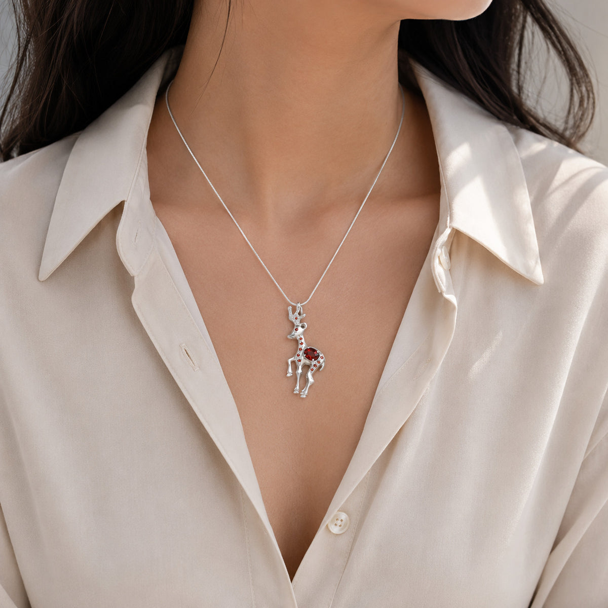 Garnet Deer Shaped Silver 925 Pendant