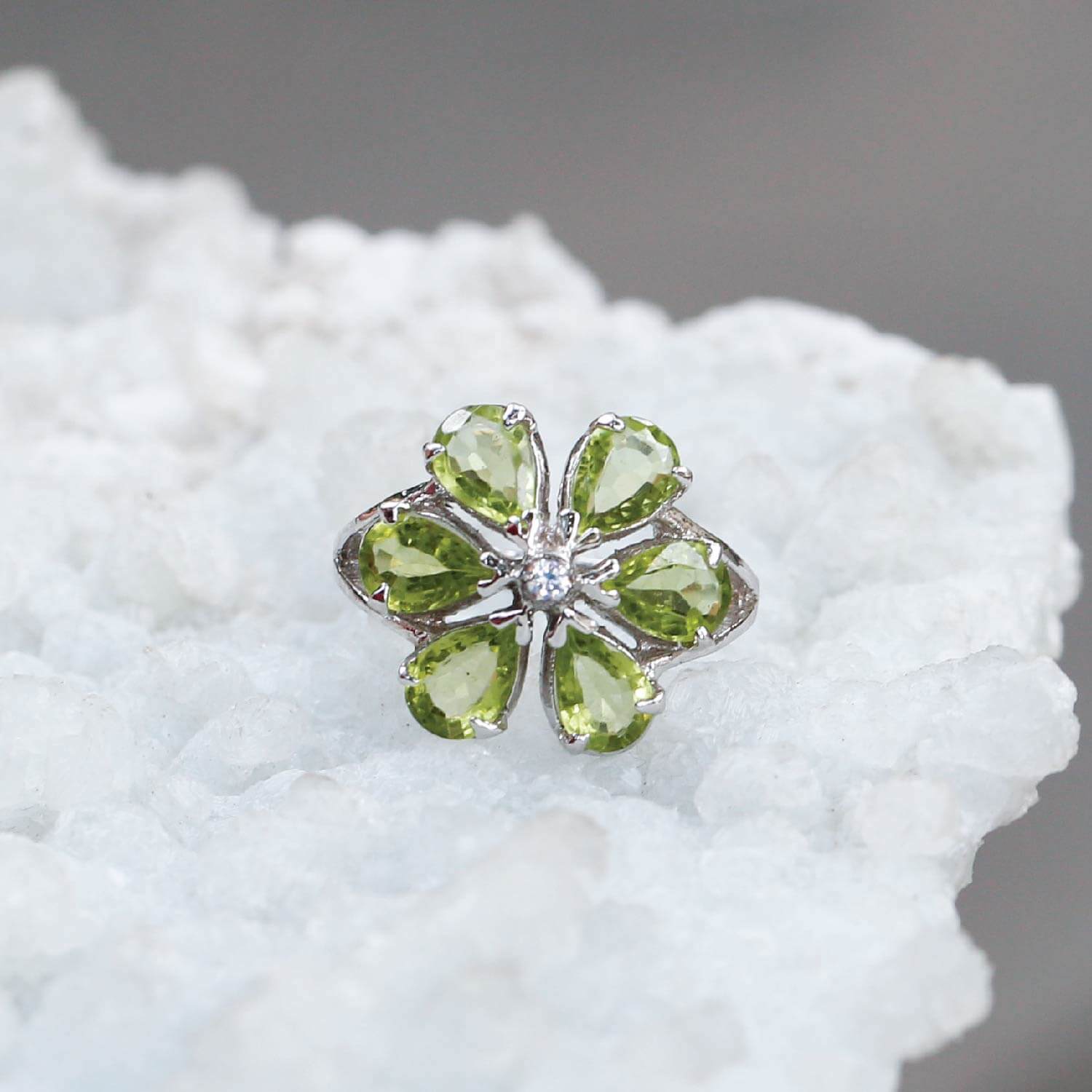Jack Peridot Silver 925 Ring