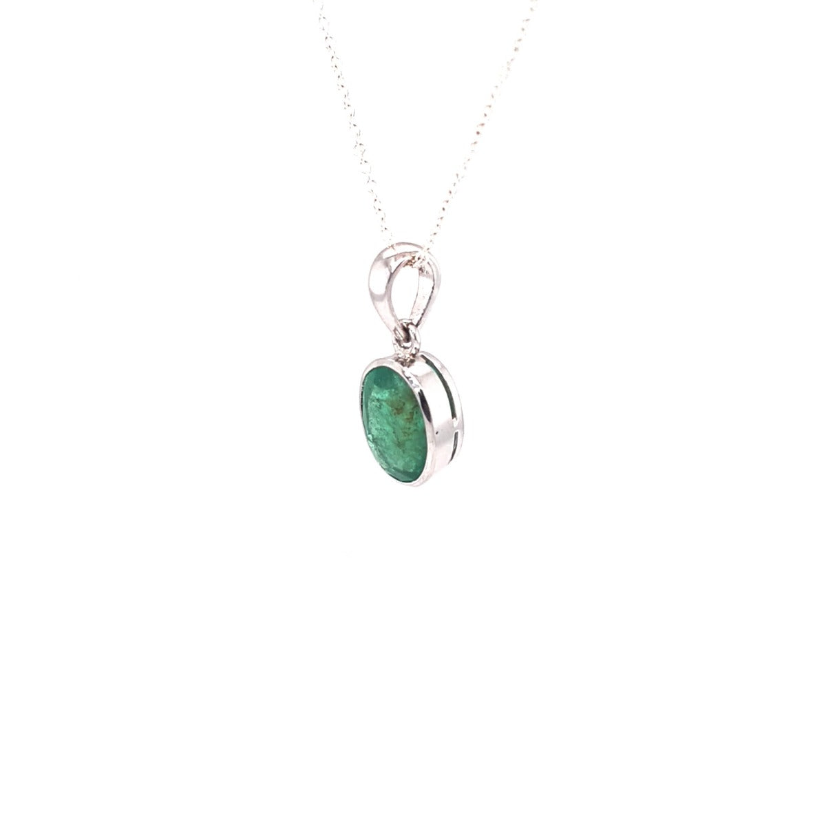 Stunning emerald pendant