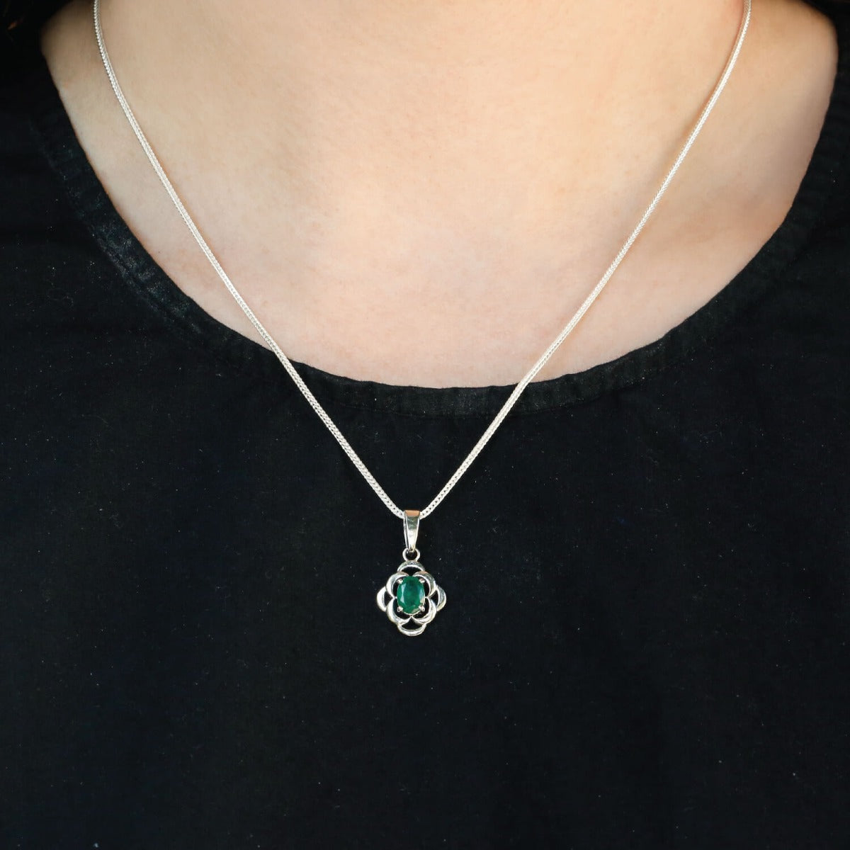 Silver and emerald necklace hot sale