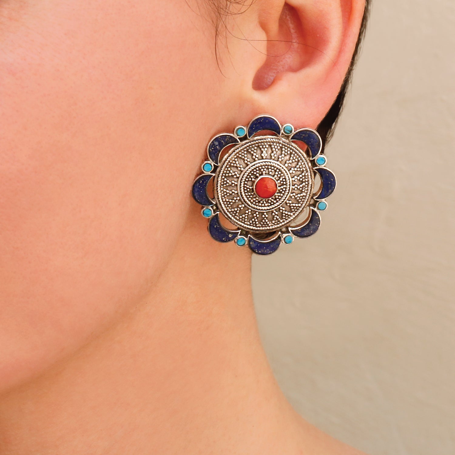 Zari flower studs earrings