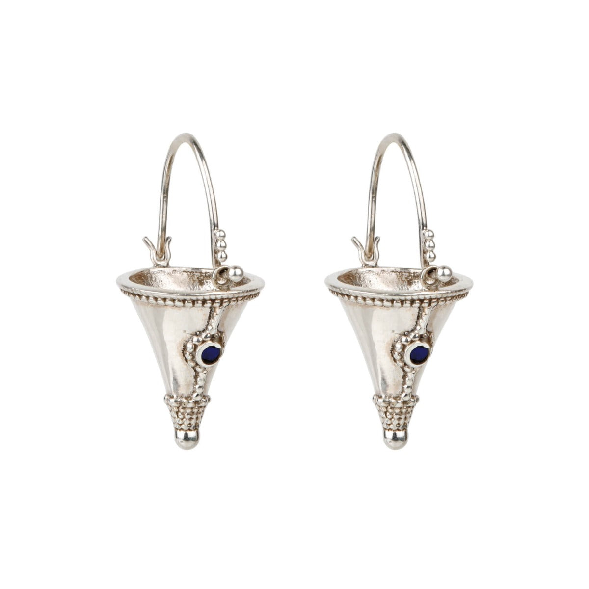 long earrings, small earrings, hoops, drops, danglers, studs, stud earrings, Handcuff, Red onyx, Black onyx, jewelery, Certified jewelry, Oval ring, square ring, round ring, Abalone, Labradorite, Morganite, Lemon quartz, quartz, Tanzanite, Iolite, Blue, V