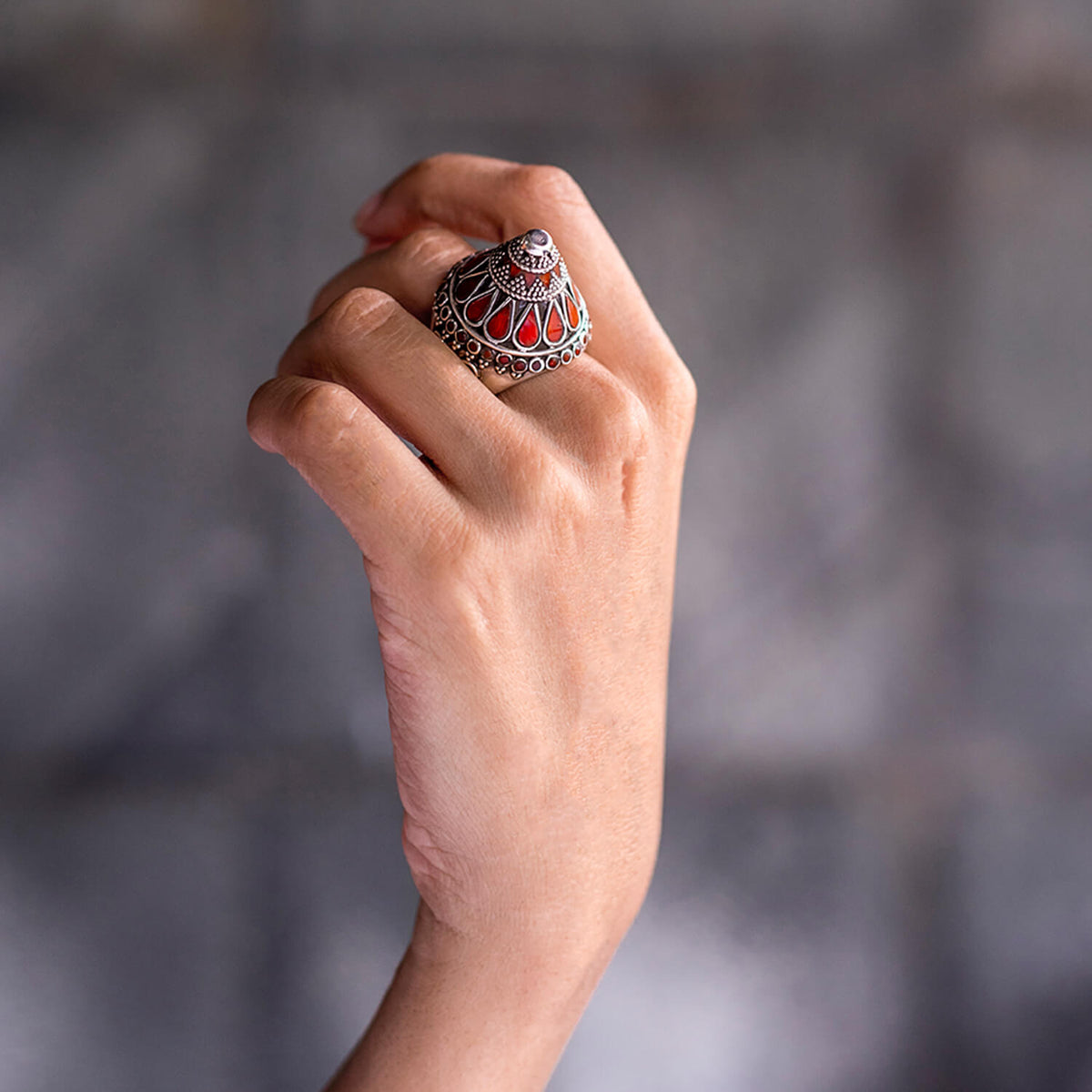 silver ring with pearl