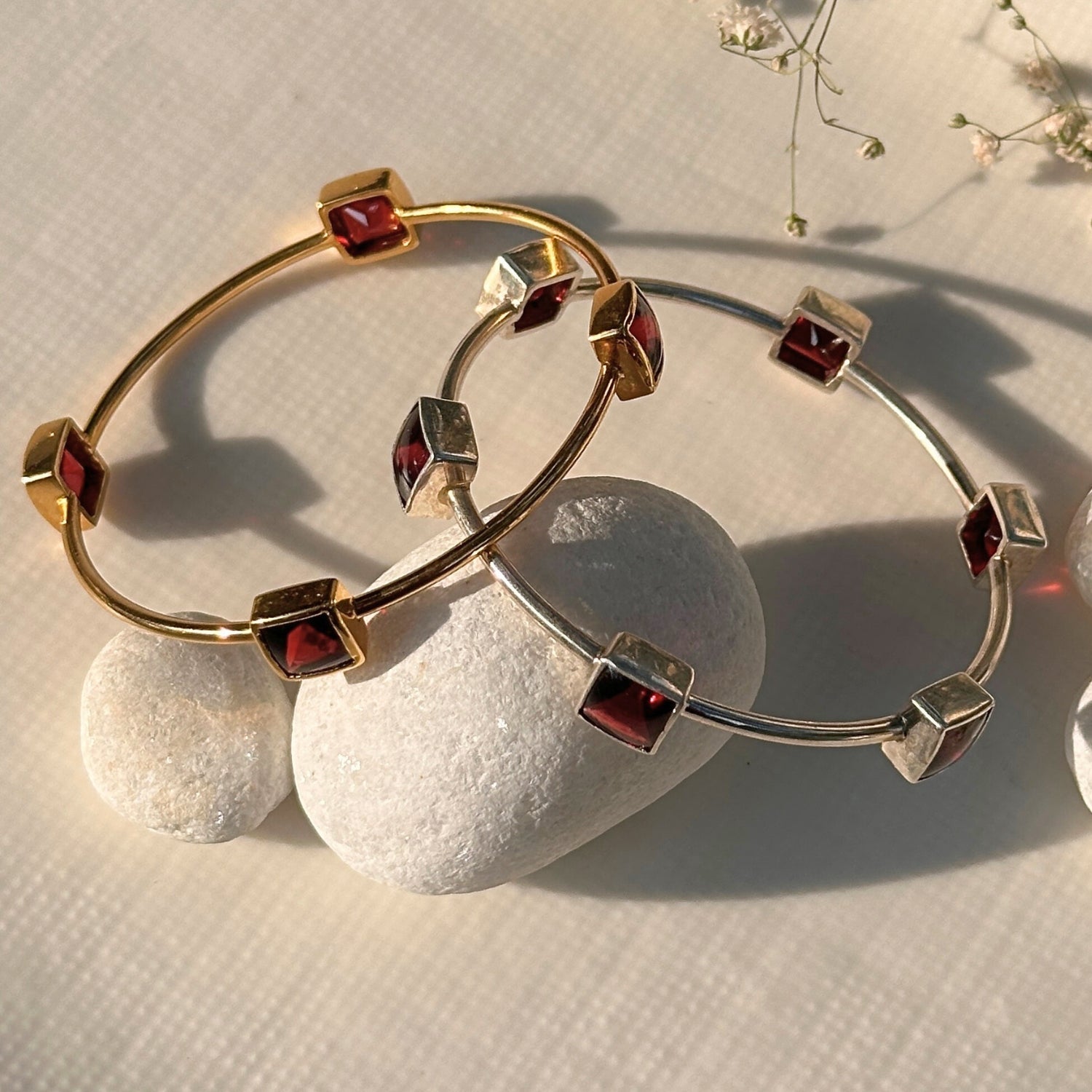 Garnet Glow : Why January’s Birthstone Is the Ultimate New Year Jewel