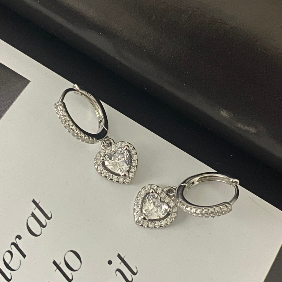 Chic Silver Hoop Earings
