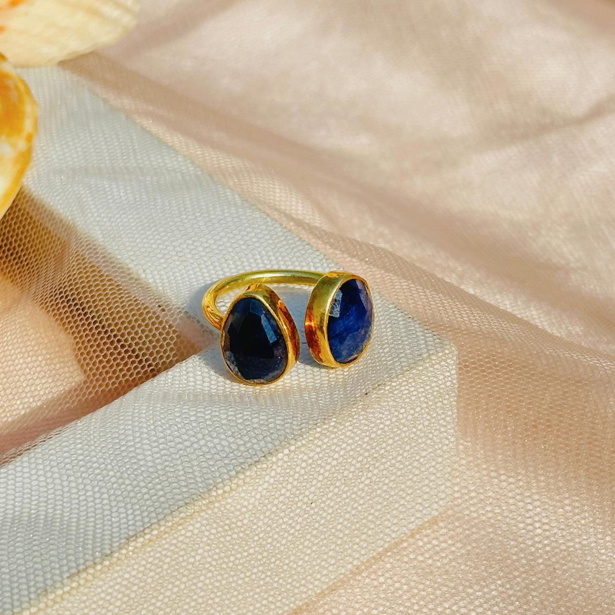 Taarush Sapphire 18K Gold Plated Silver 925 Rings