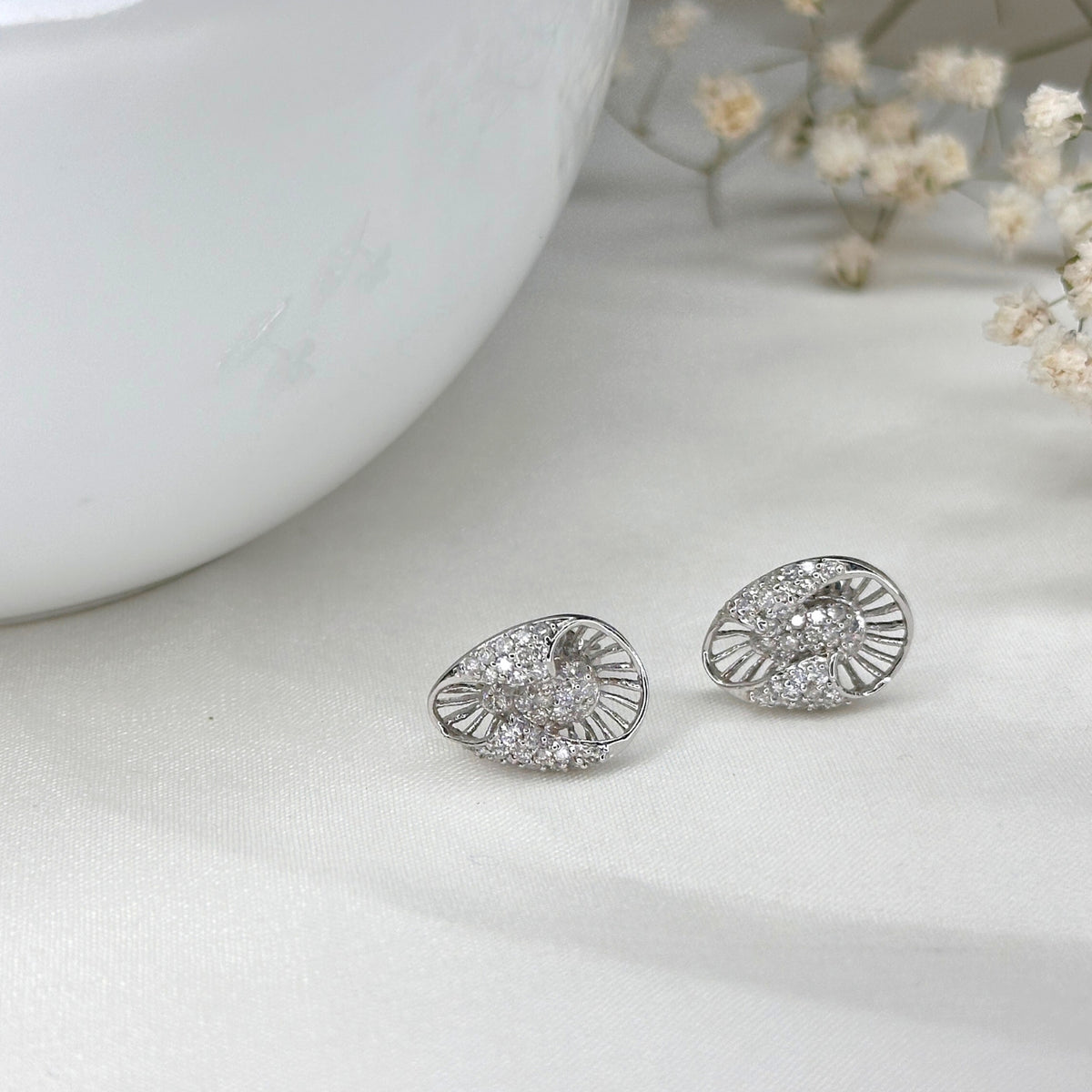 Seed Silver 925 Diamond Stud Earrings