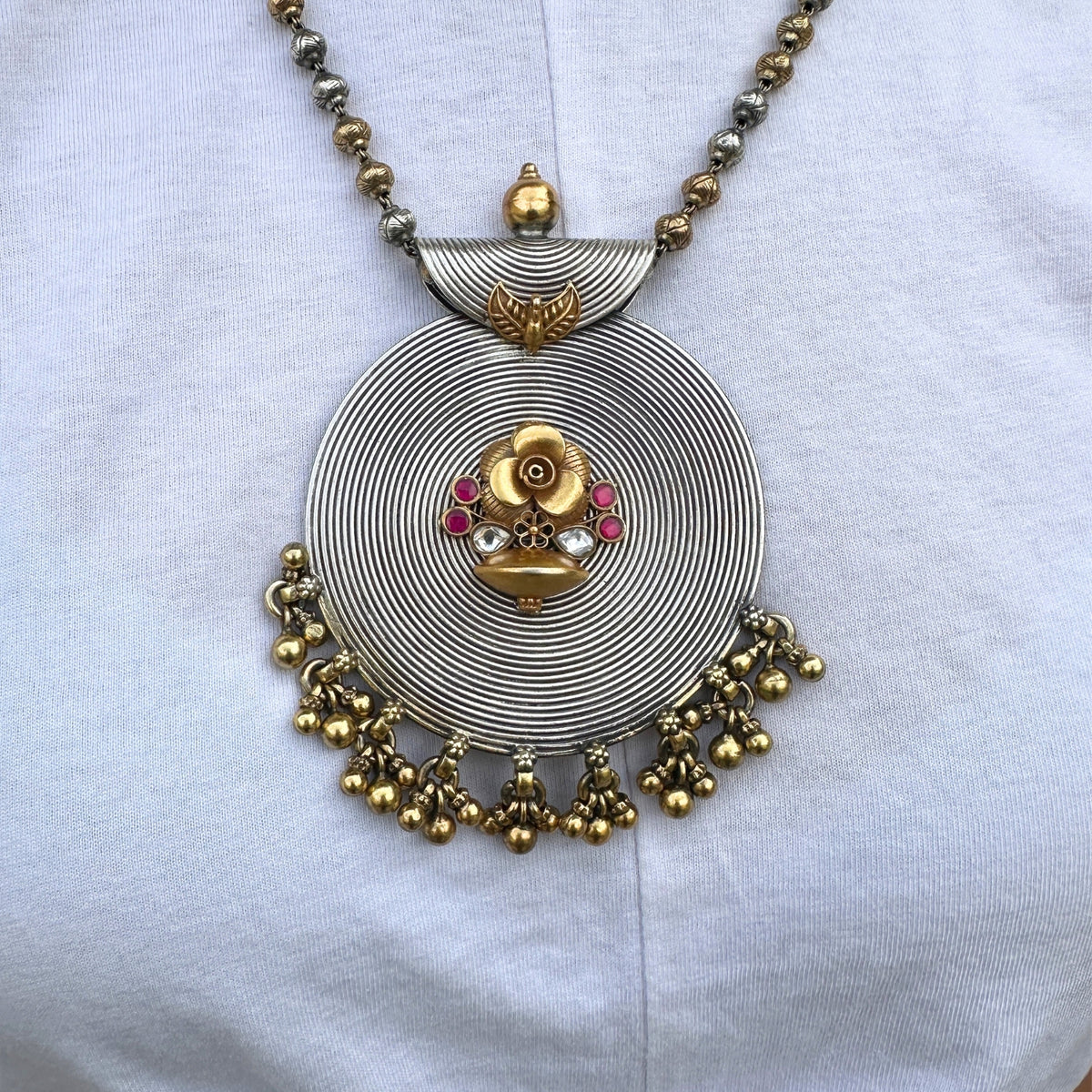 Maira Traditional Necklace