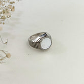 Barbara Mother of Pearl Silver 925 Ring