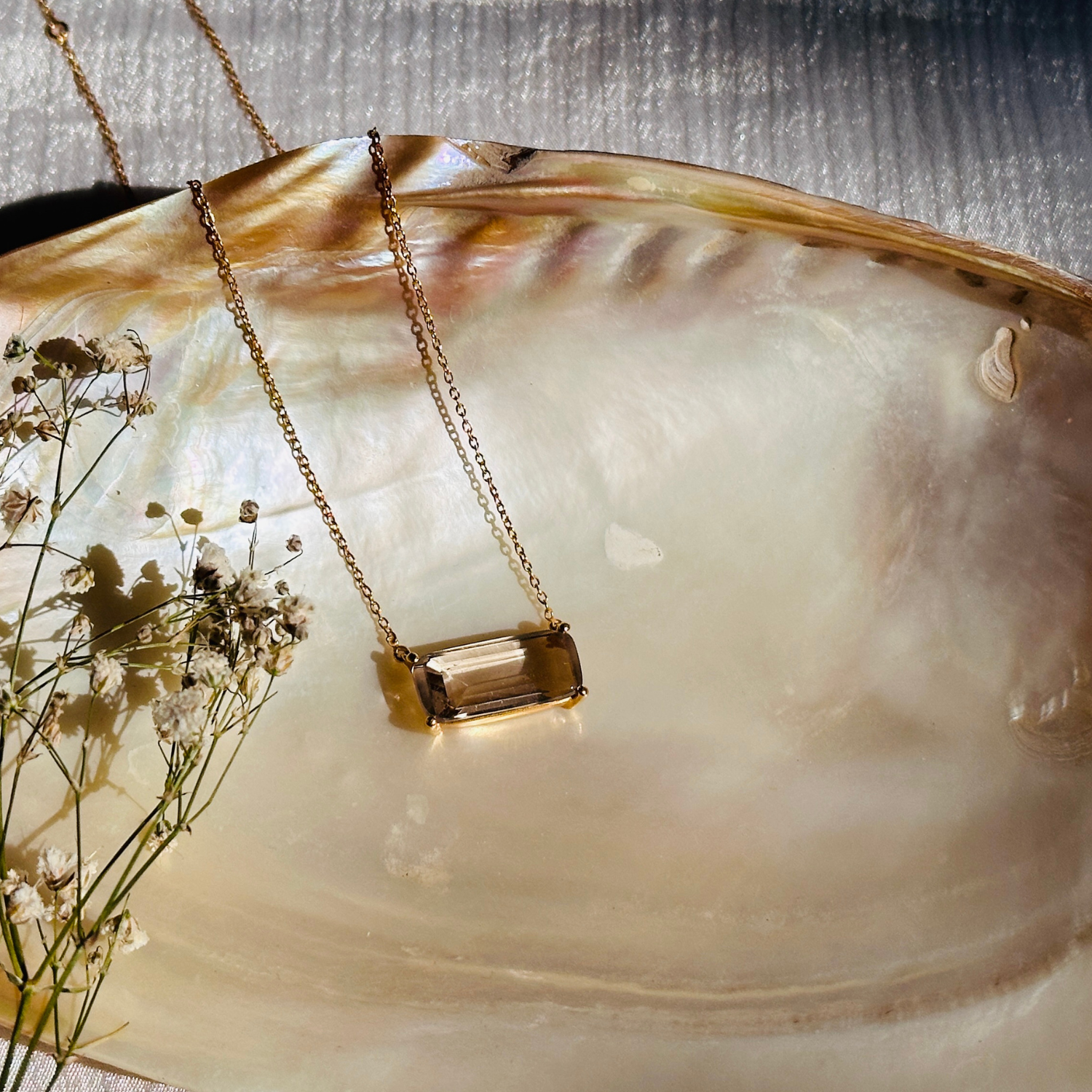 Tiva Smokey Quartz Silver 925 Pendant necklace