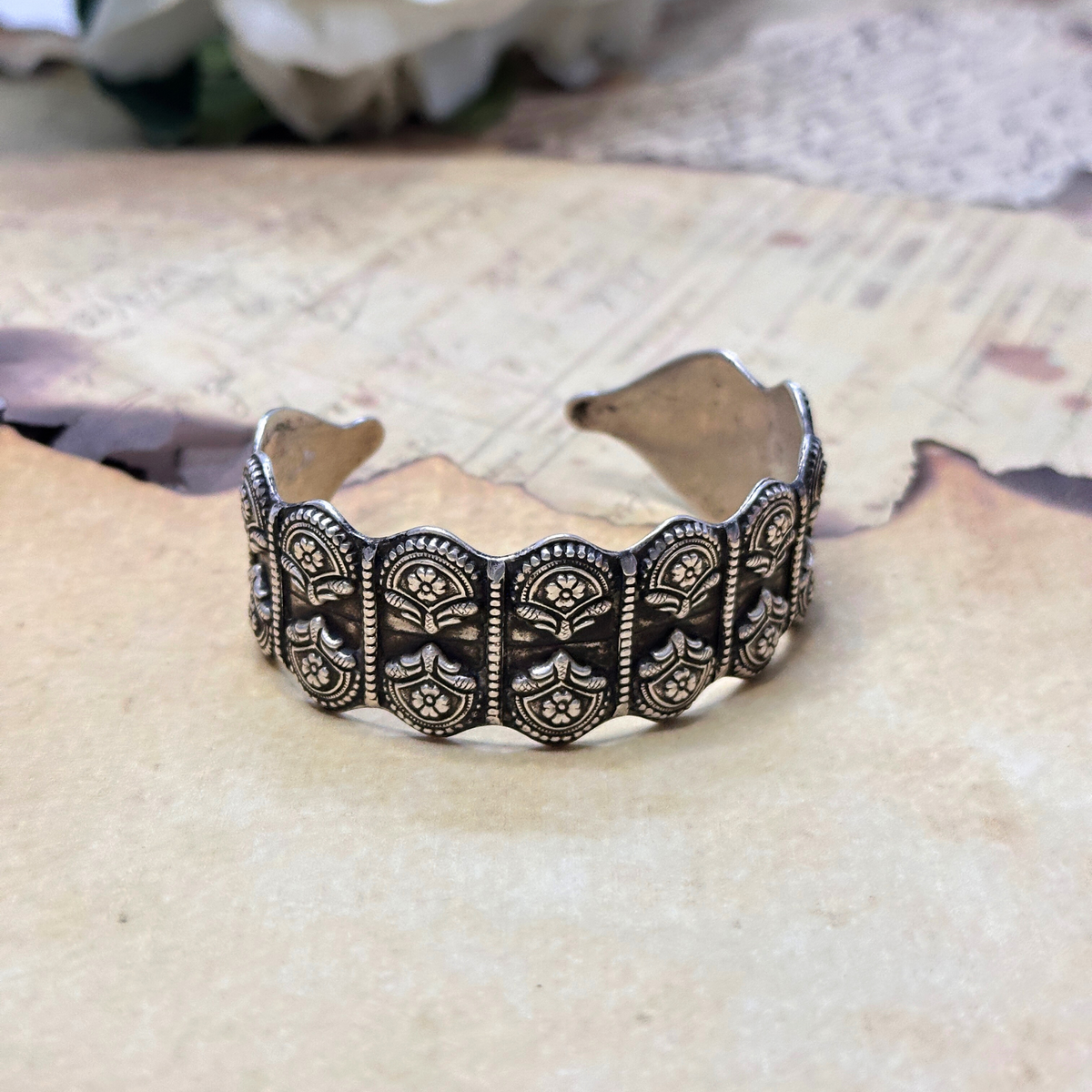 Mishti Traditional Silver 925 Cuff Bangle