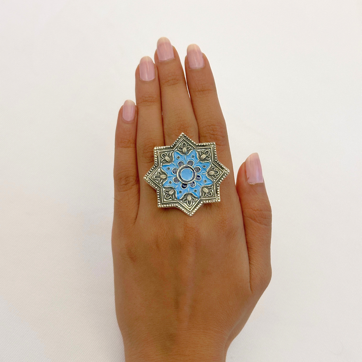 Oviya Enamel Silver 925 Ring