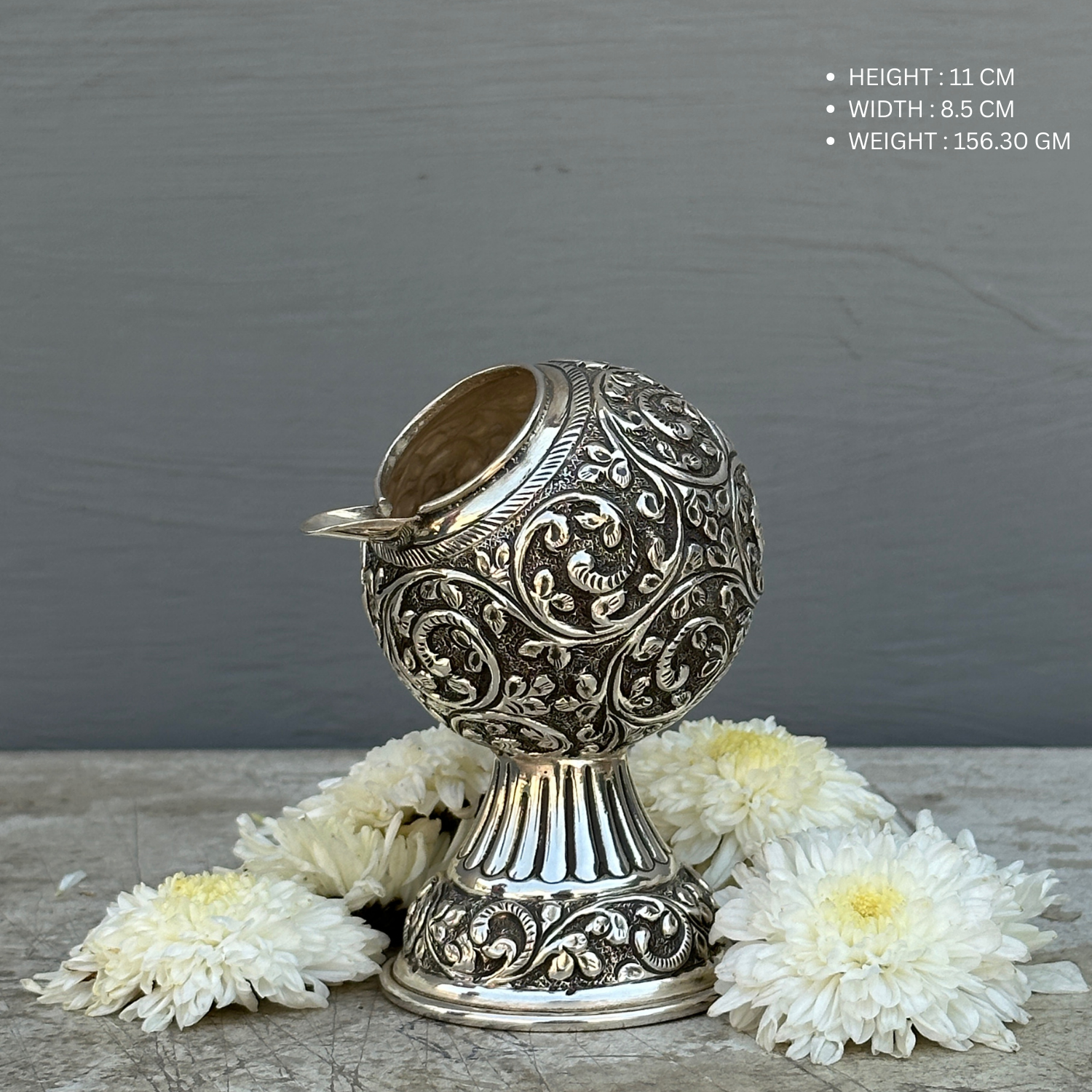 Antique silver floral pot ashtray