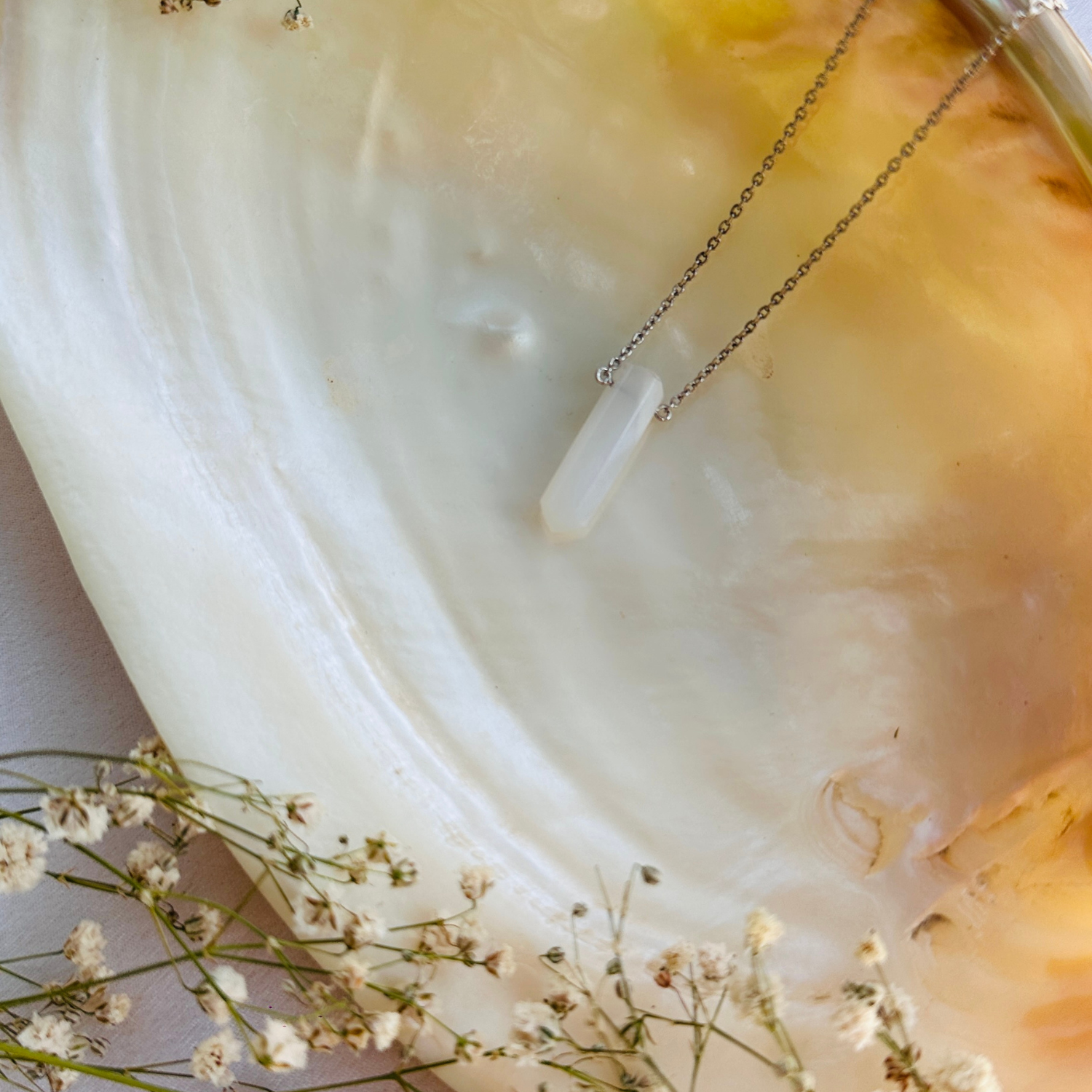 Xela Moonstone Silver 925 Pendant Necklace