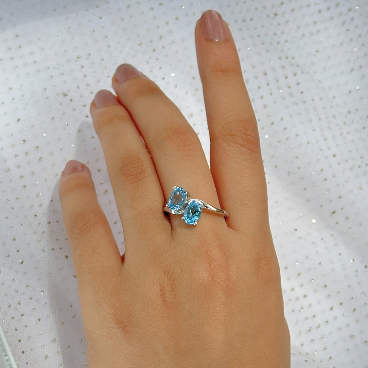 Twee Peridot, Garnet, Blue Topaz & Aquamarine Gemstone Silver 925 Ring