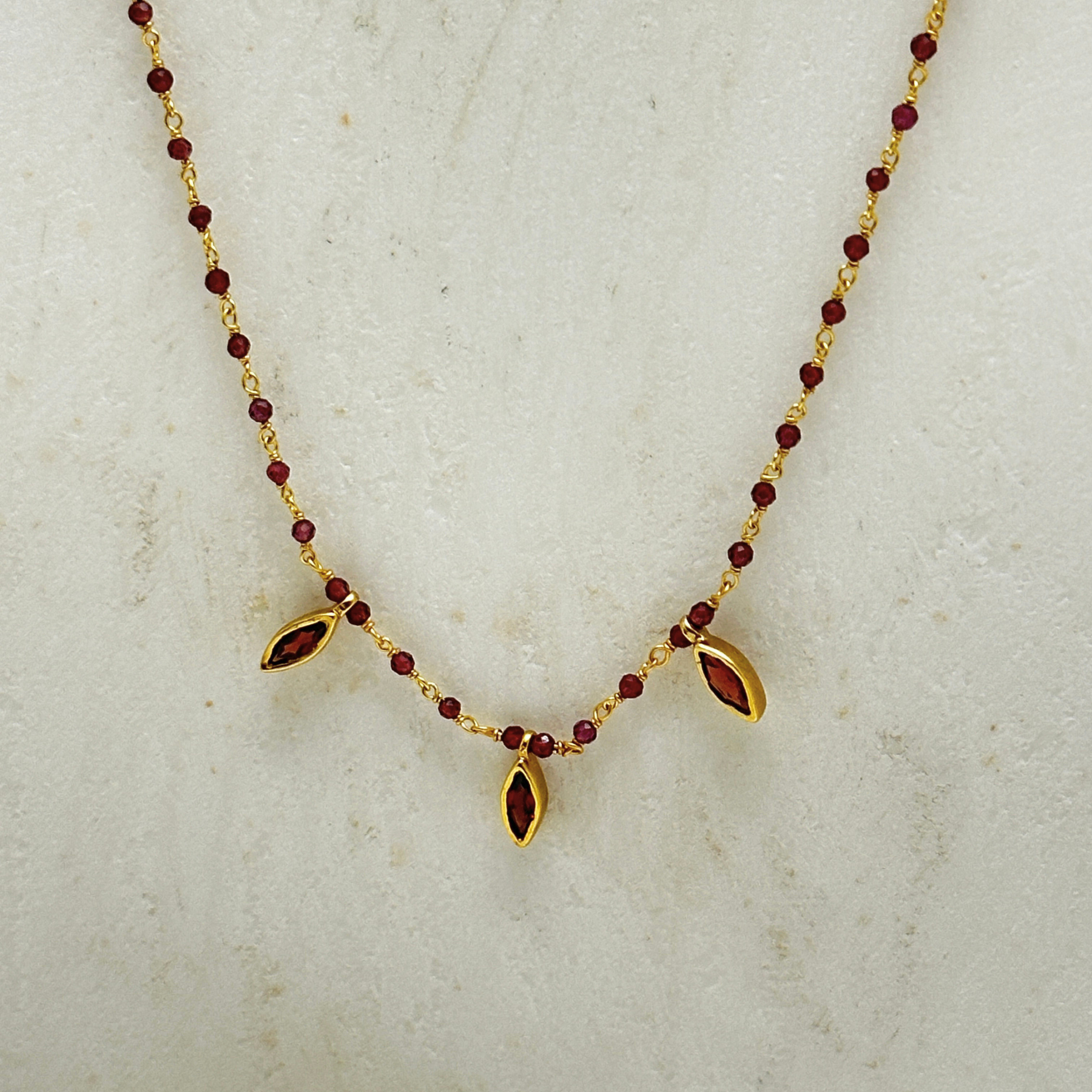 Yero Garnet 18k Gold Plated Silver 925 Necklace