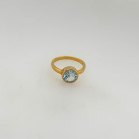 Bellatrix Blue Topaz Gold Plated Silver 925 Ring