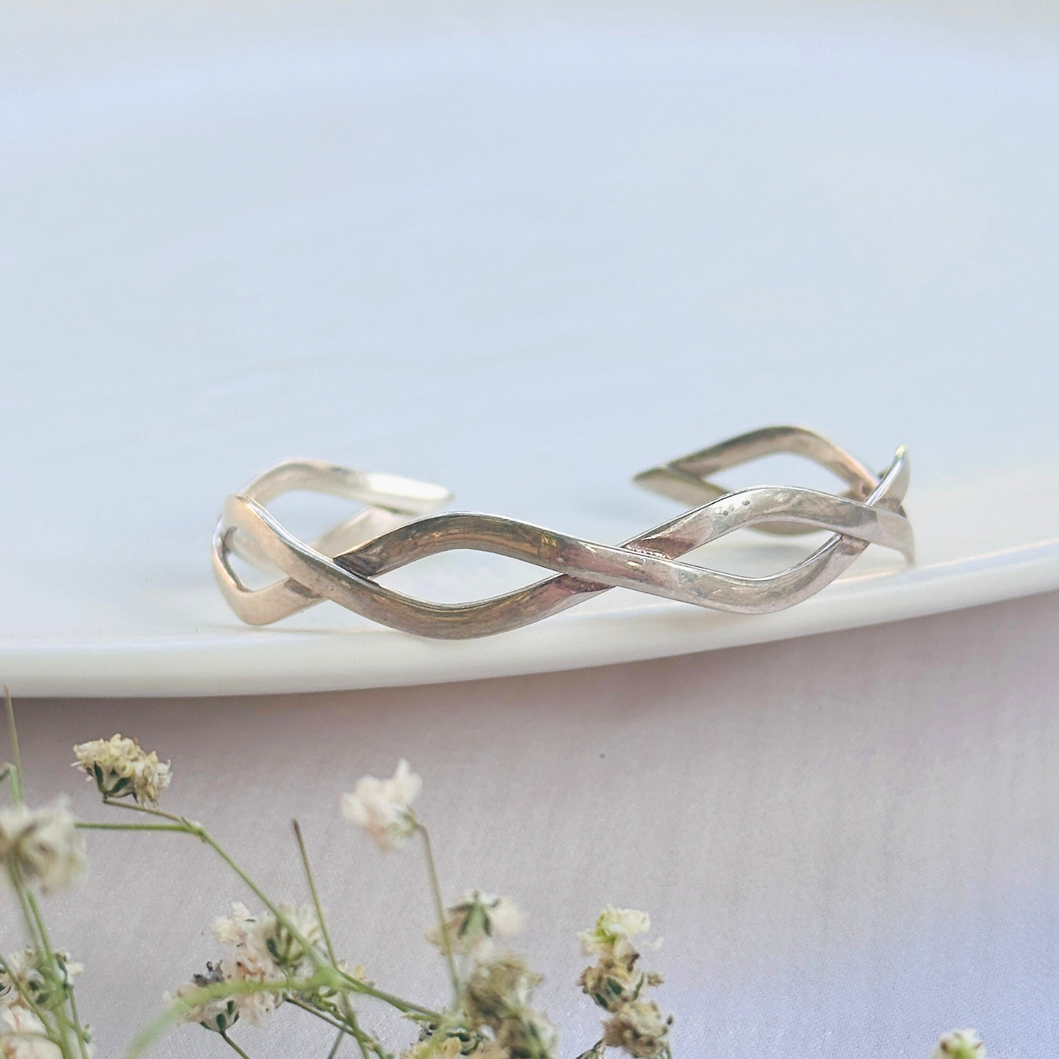 Mila Silver 925 Cuff Bangle