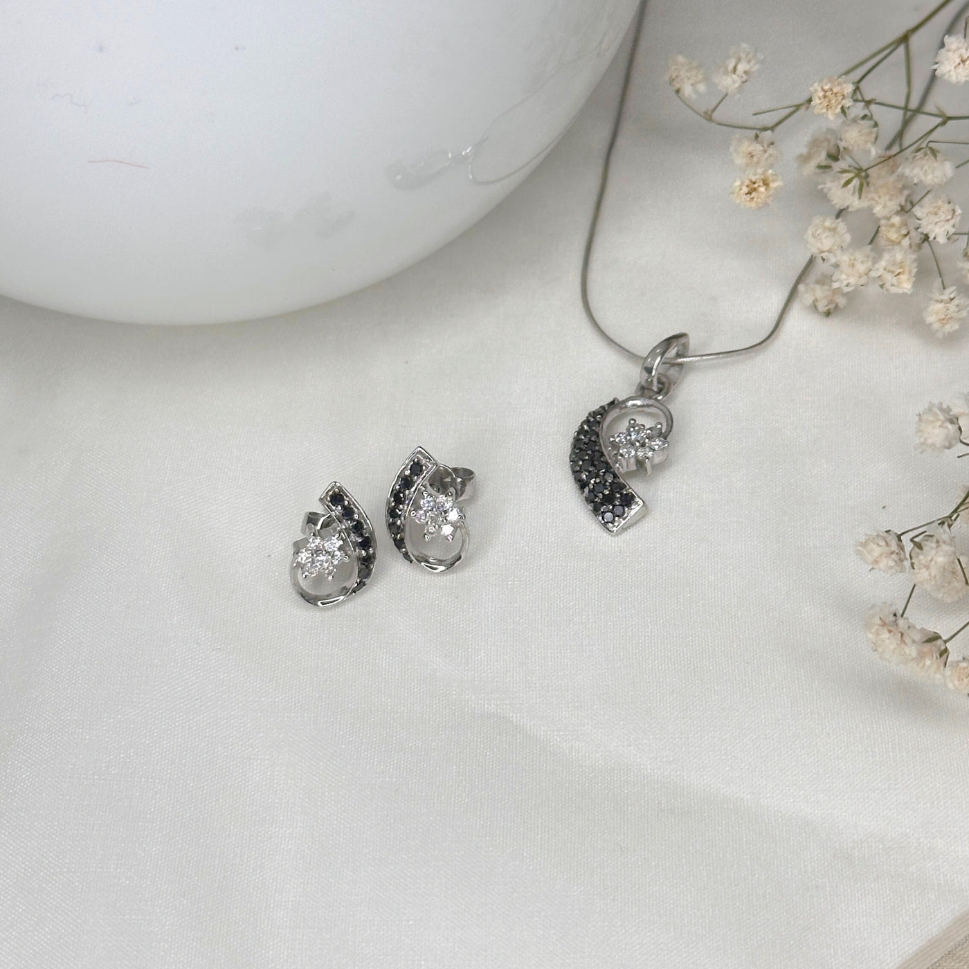 Aeris Diamond Silver 925 Pendant