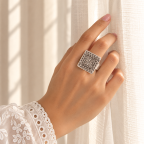 Ahilya Square Silver 925 Ring