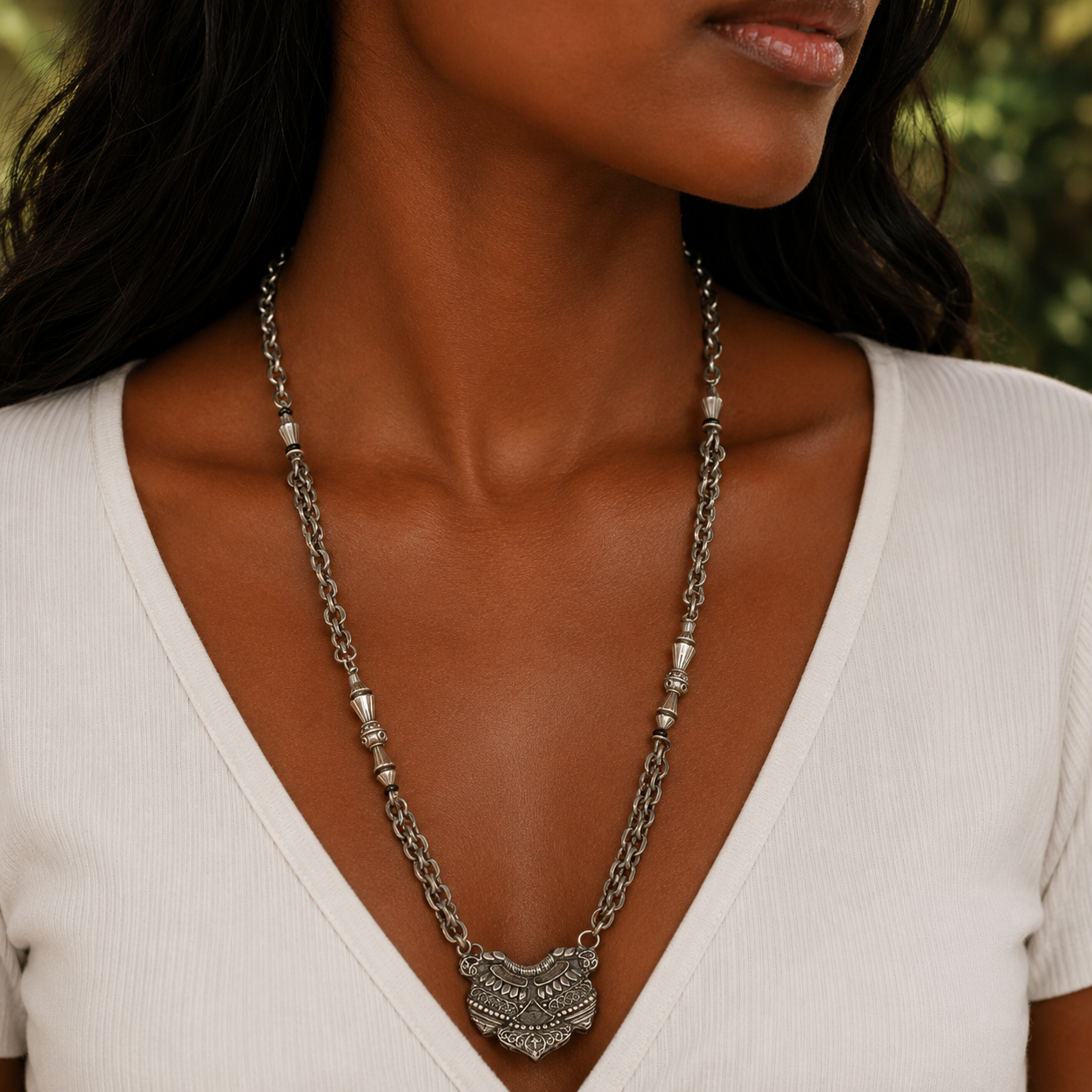 Shwana Silver Pendant Necklace