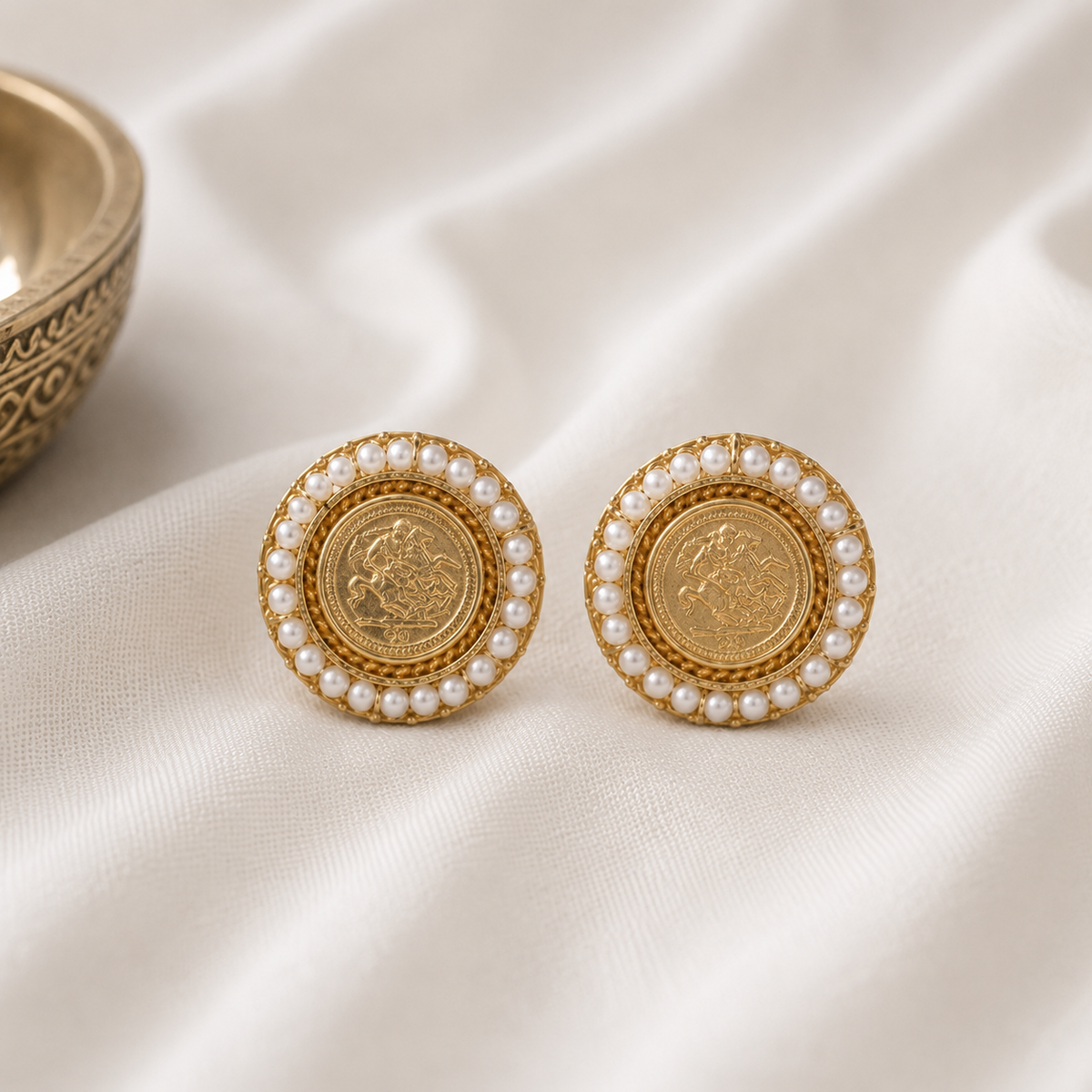 Lidah 18K Gold Plated Silver 925 Stud Earrings