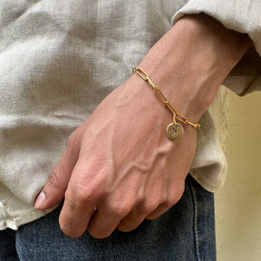 Personalised silver bracelet with round initial charm