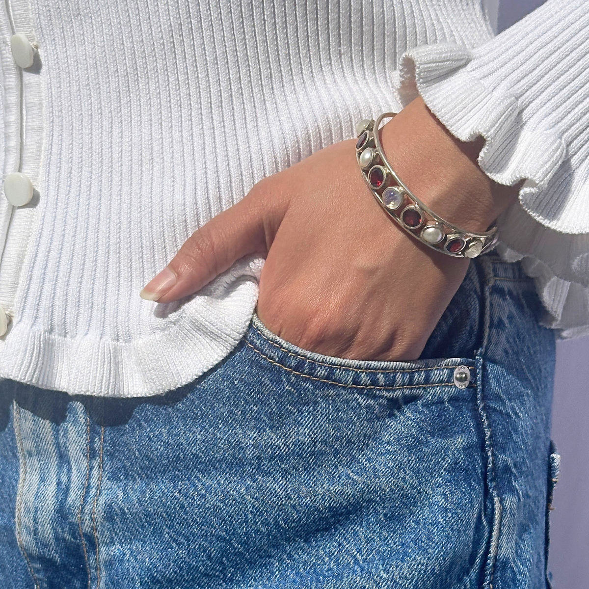 Garnet silver 925 cuff bracelet for women

Natural garnet gemstone silver cuff bracelet

Red garnet 925 sterling silver cuff bracelet

Garnet stone silver cuff bracelet India

Elegant garnet silver cuff bracelet online