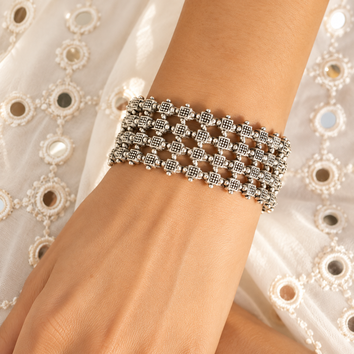 Harini Silver 925 Bangle