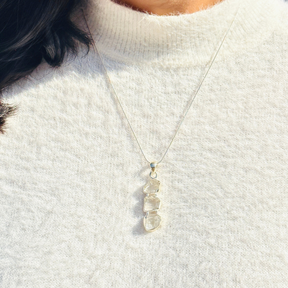 moonstone pendant
minimal pendant
minimal silver 925 pendant
white pendant
