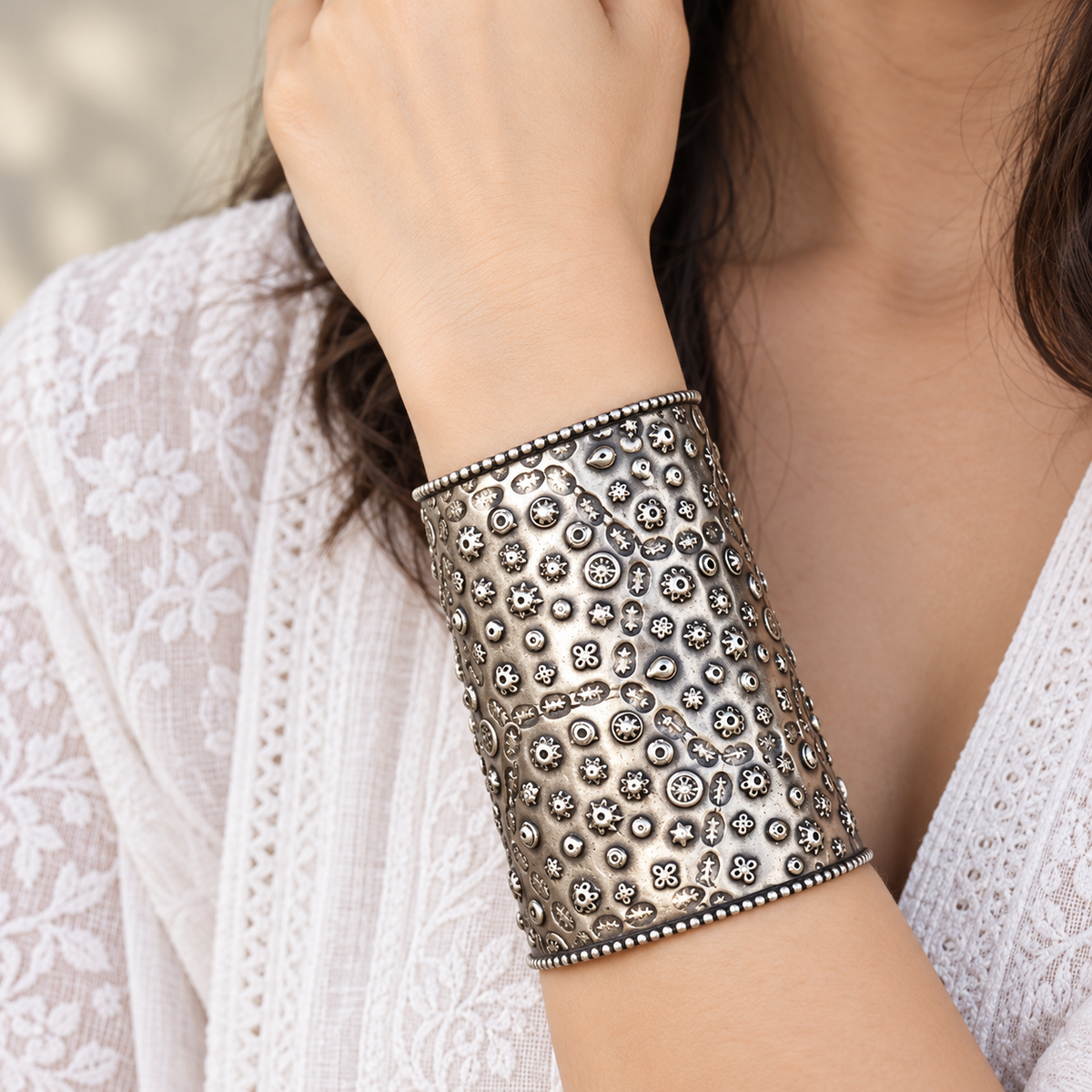 Purat Antique Silver Hand Cuff