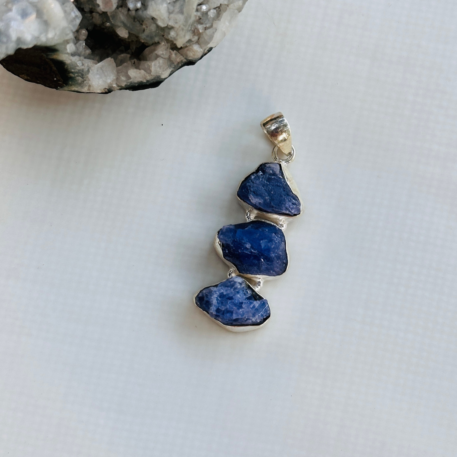 Blue stone pendant 
minimal pendant
