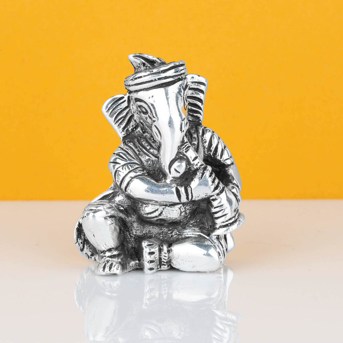 Silver Ganesha sculpture