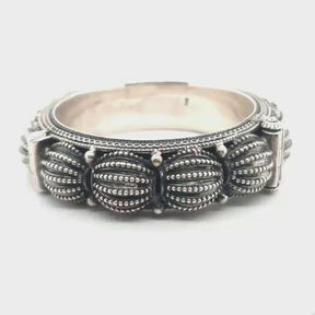 Anik Silver Bangle