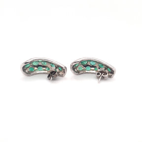 Fascinating emerald and diamond earrings