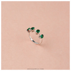  silver-green ring