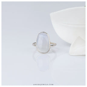  silver chalcedony ring