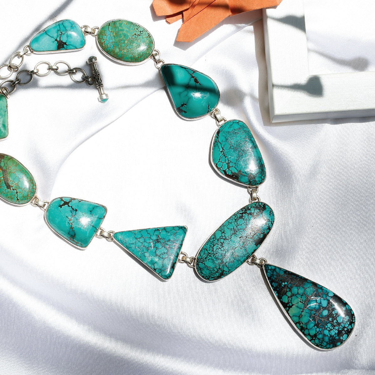 Riha turquoise necklace