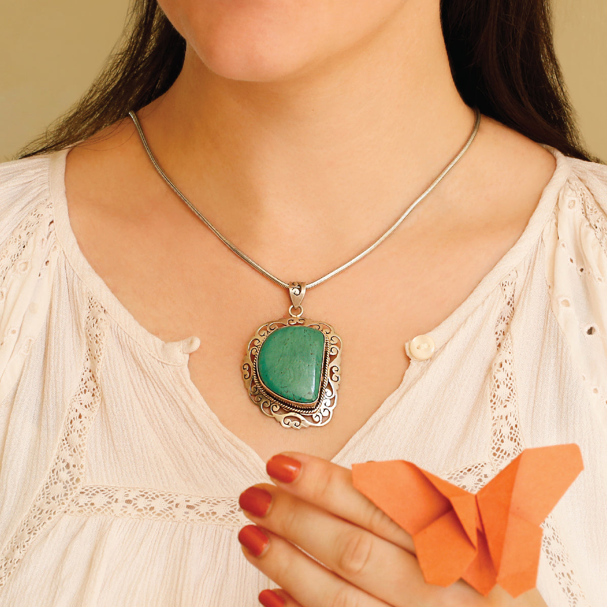 Salane turquoise necklace