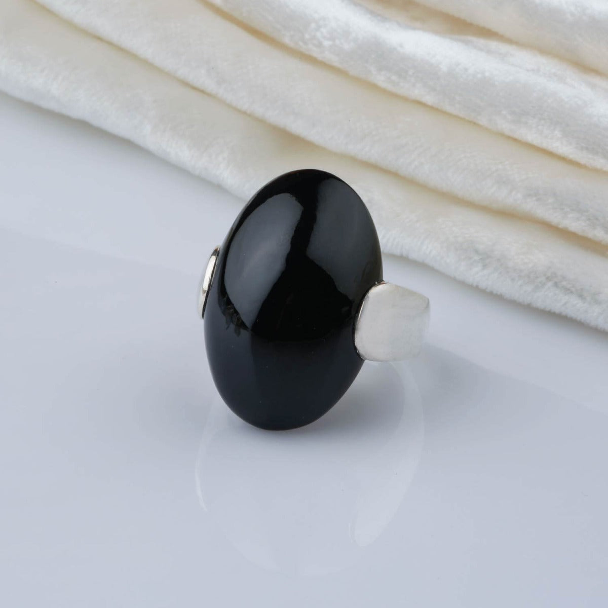 spinel ring, buy silver ring, sterling silver ring,  gemstone ring, buy silver ring, buy gemstone jewelry, buy jewelry online, spinel jewelry
